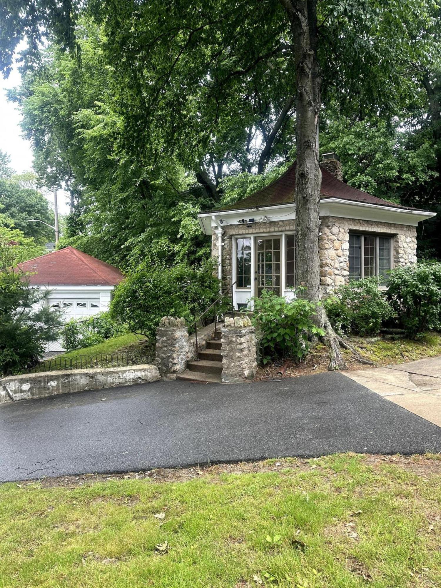 Villa 1 Ridgeway Avenue Providence Exterior foto